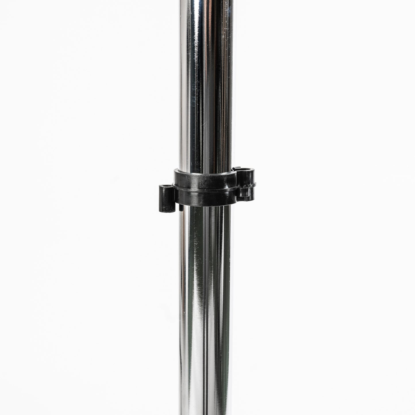 
                  
                    Cheetah Pistol Stand with Extra Grip
                  
                