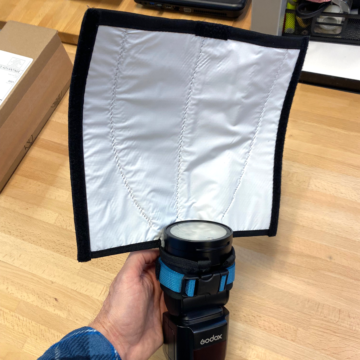 
                  
                    Kit de grande boîte à lumière FlashBender v3
                  
                