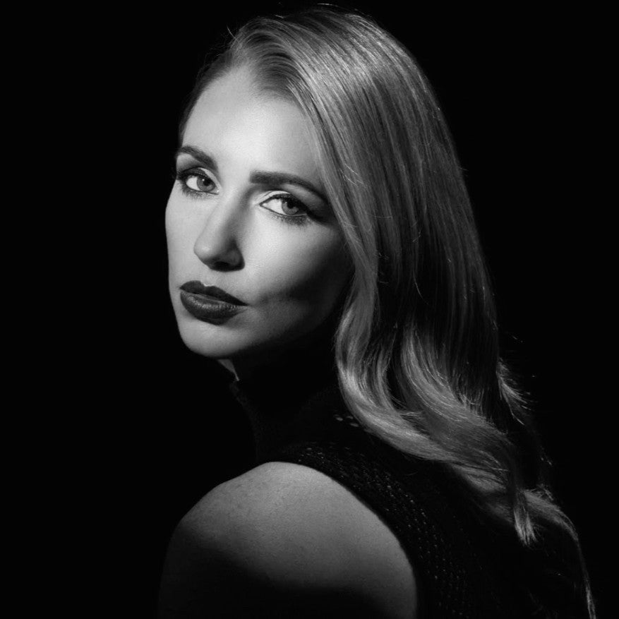 2 Speedlight Low-Key Film Noir Portrait with Erik Valind and Rogue Flash Bender 2